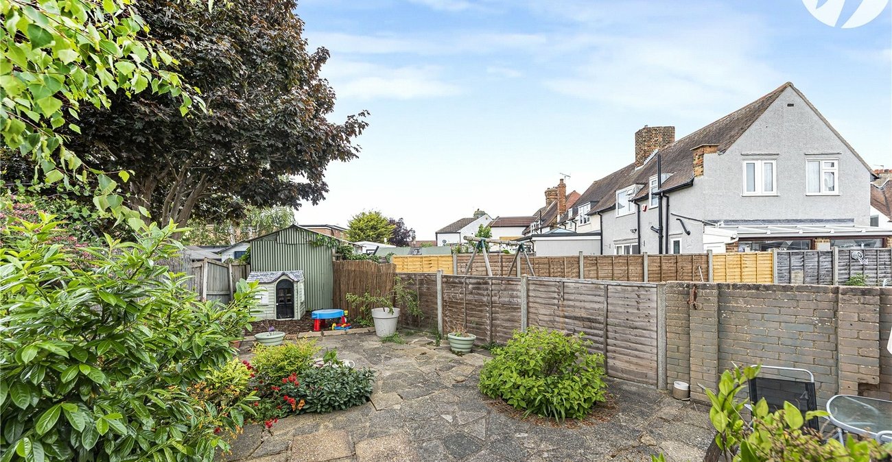 3 bedroom house for sale in Crayford | Robinson Jackson