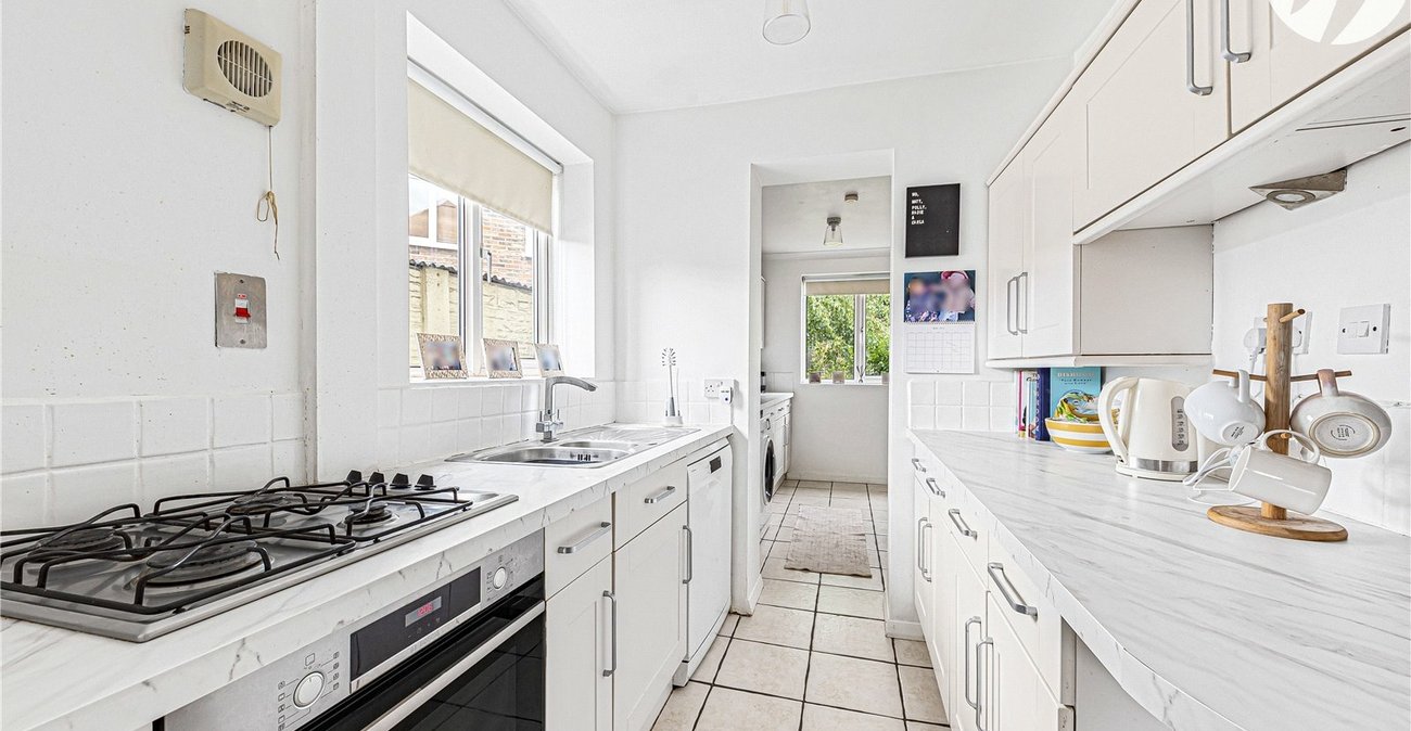 3 bedroom house for sale in Crayford | Robinson Jackson