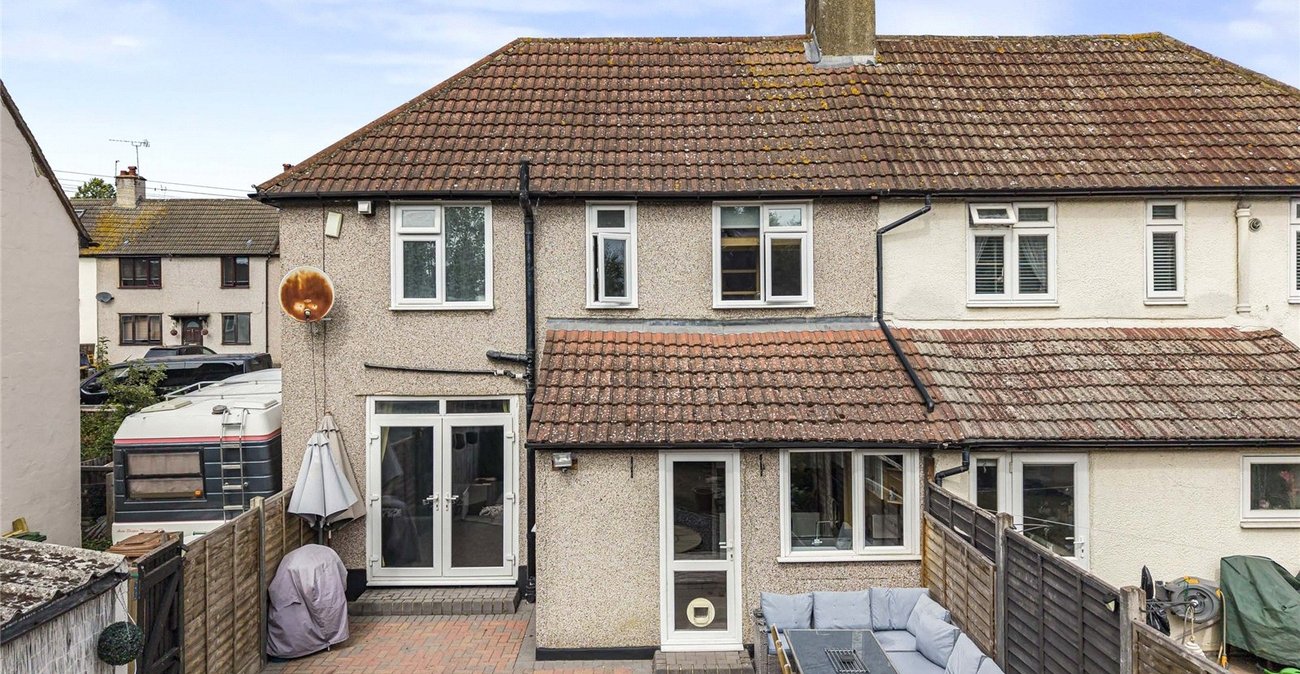 3 bedroom house for sale in Crayford | Robinson Jackson
