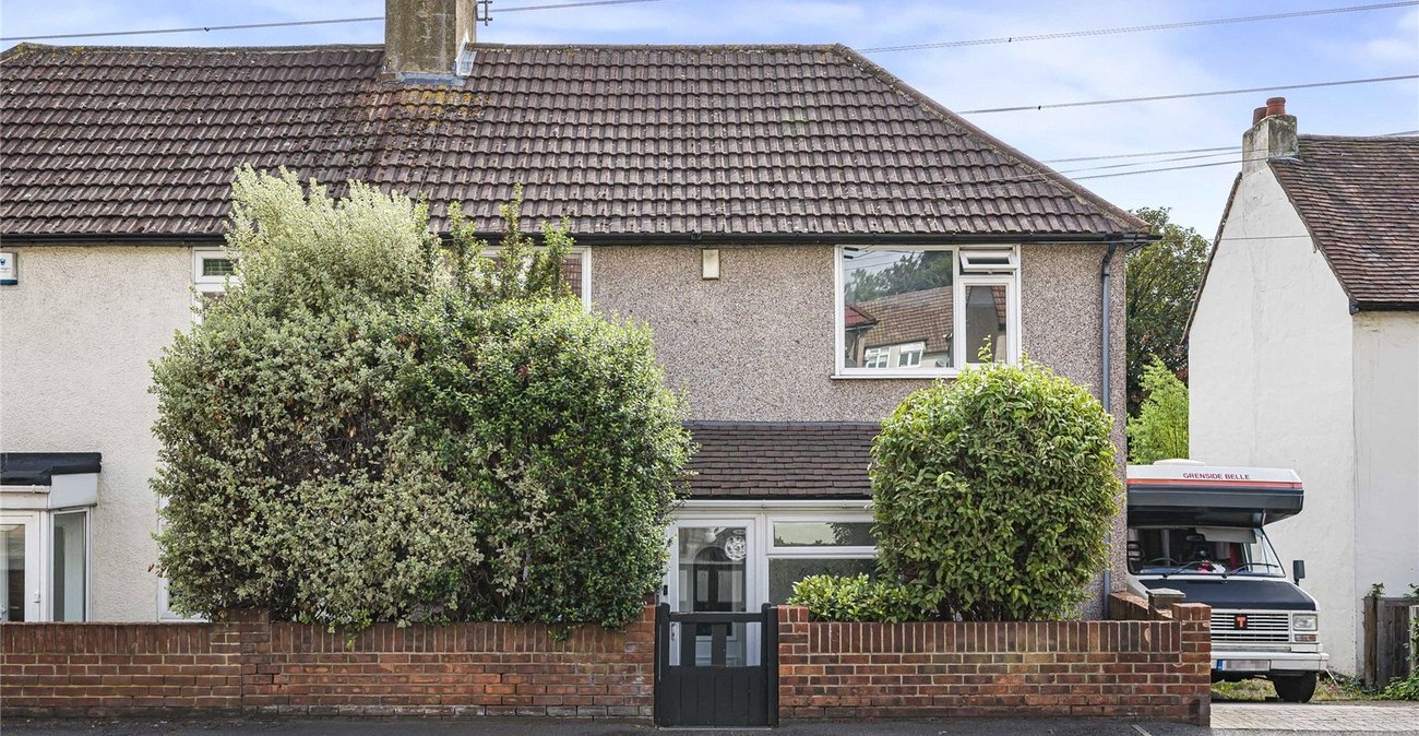 3 bedroom house for sale in Crayford | Robinson Jackson