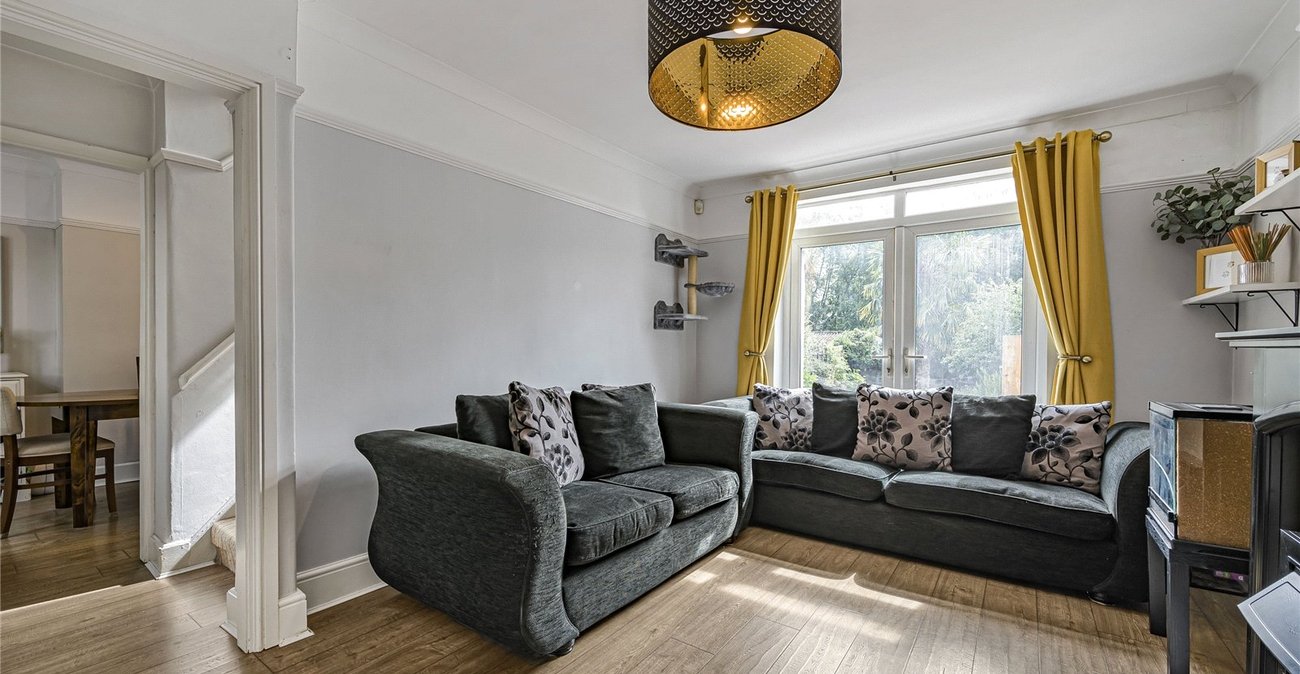 3 bedroom house for sale in Crayford | Robinson Jackson