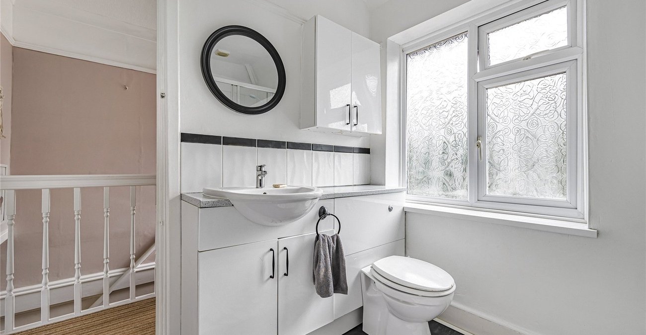 3 bedroom house for sale in Crayford | Robinson Jackson