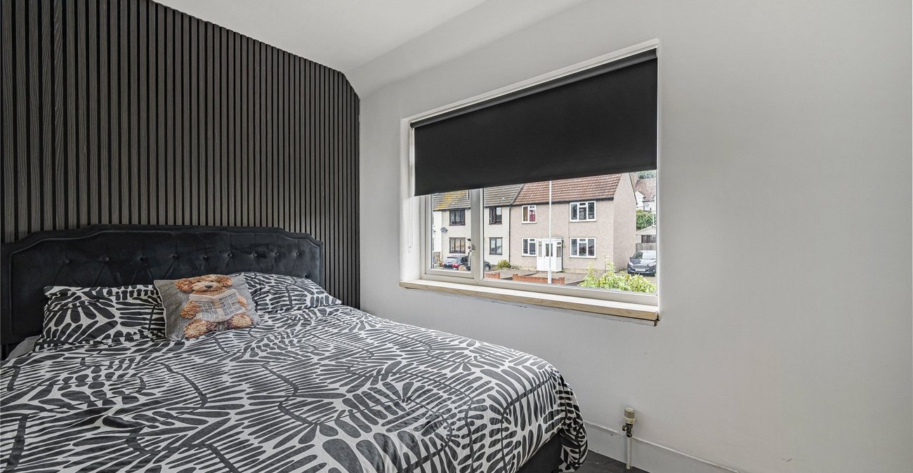 3 bedroom house for sale in Crayford | Robinson Jackson