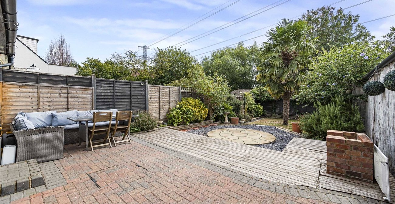 3 bedroom house for sale in Crayford | Robinson Jackson