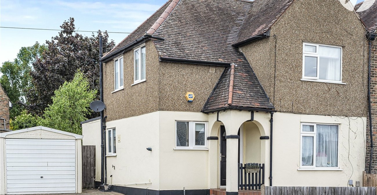 3 bedroom house for sale in Crayford | Robinson Jackson