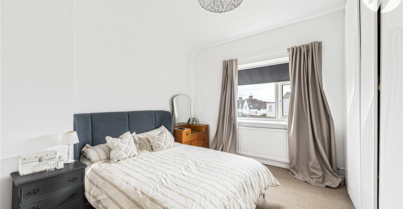 3 bedroom house for sale in Crayford | Robinson Jackson