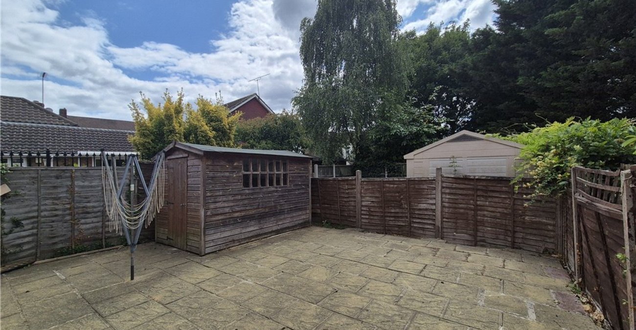 2 bedroom property for sale in Orpington | Robinson Jackson