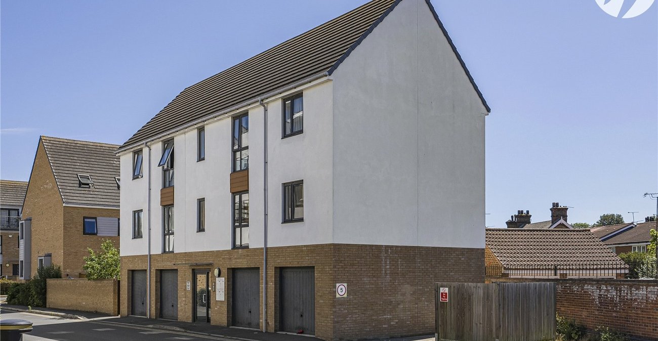 1 bedroom property for sale in Dartford | Robinson Jackson