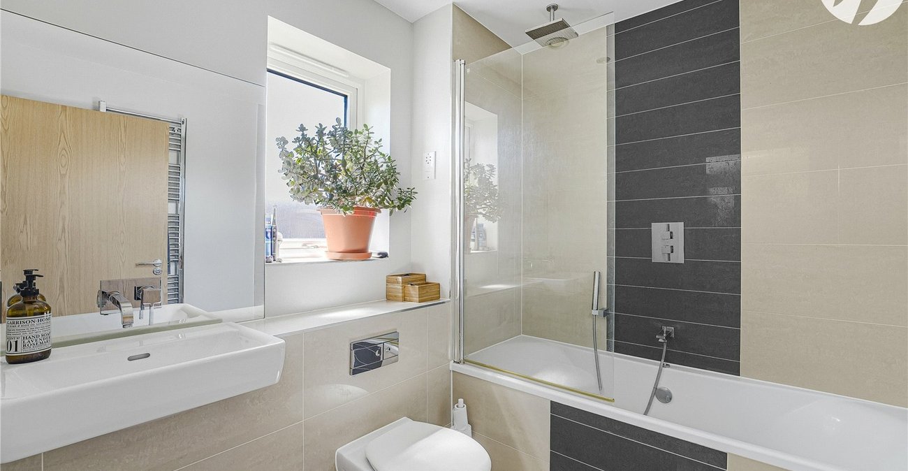 1 bedroom property for sale in Dartford | Robinson Jackson