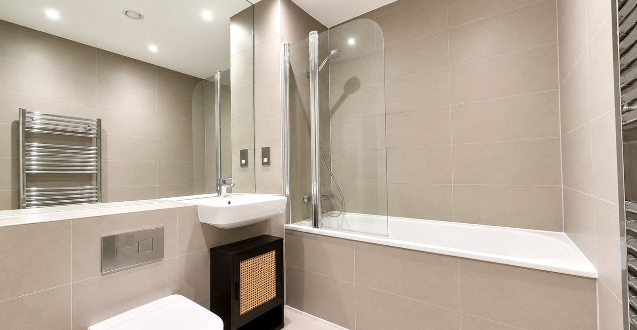 1 bedroom property for sale in London | Robinson Jackson