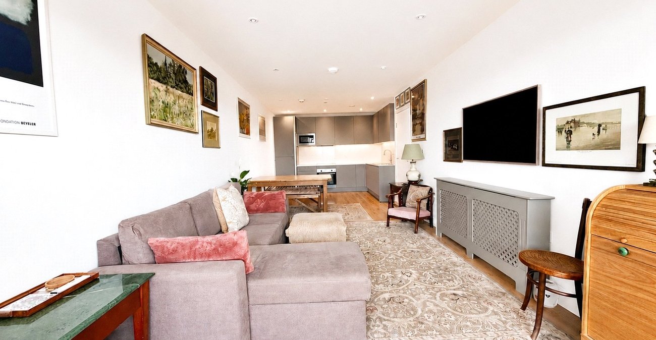 1 bedroom property for sale in London | Robinson Jackson