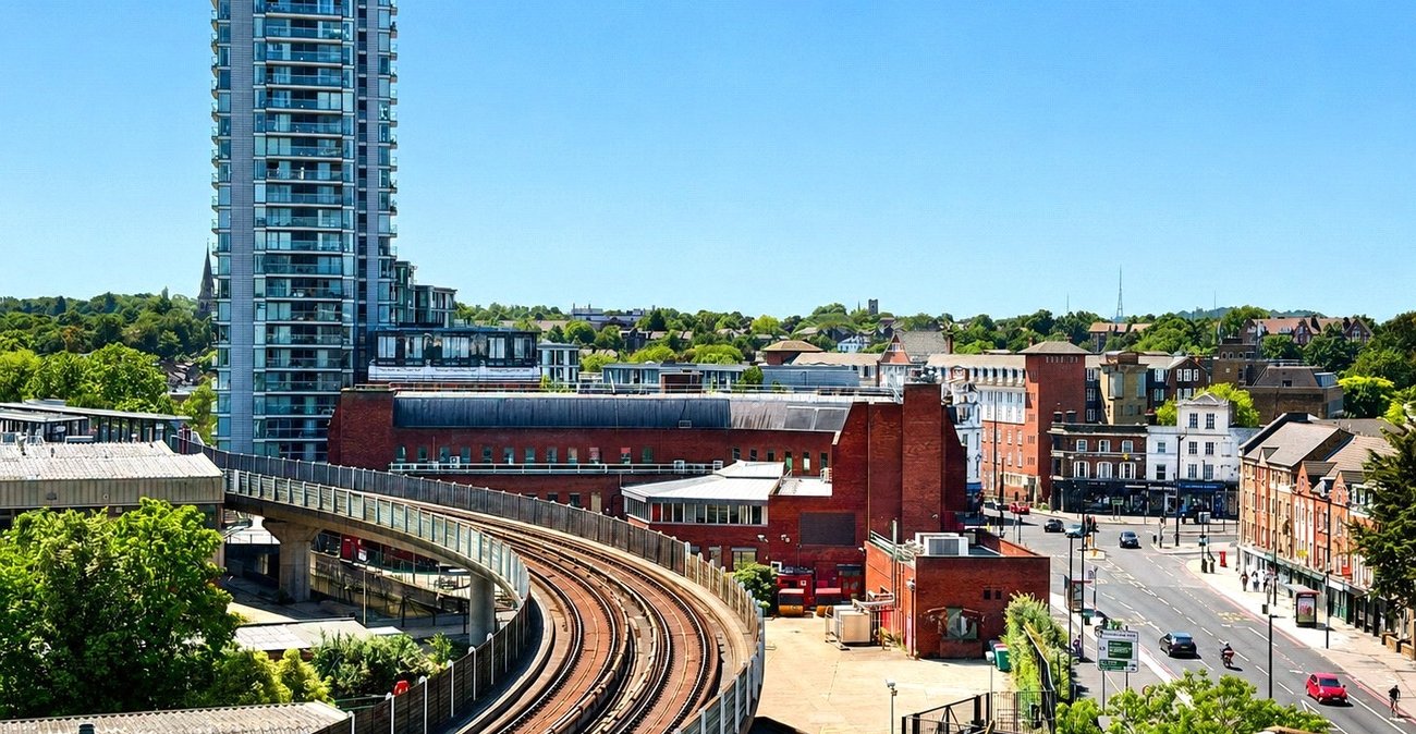 1 bedroom property for sale in London | Robinson Jackson