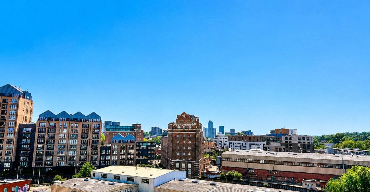 1 bedroom property for sale in London | Robinson Jackson