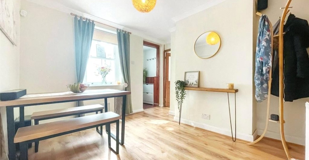 2 bedroom house for sale in Erith | Robinson Jackson