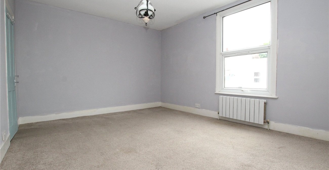 3 bedroom house for sale in Woolwich | Robinson Jackson