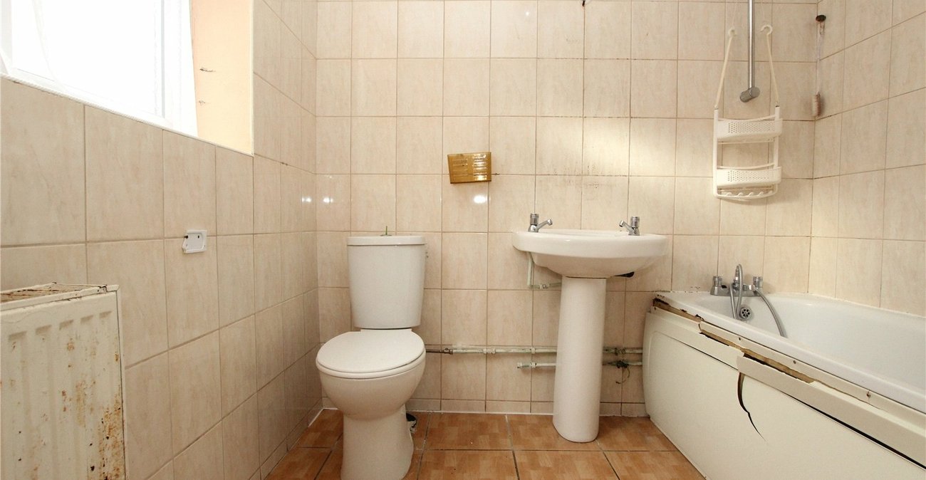 3 bedroom house for sale in Woolwich | Robinson Jackson