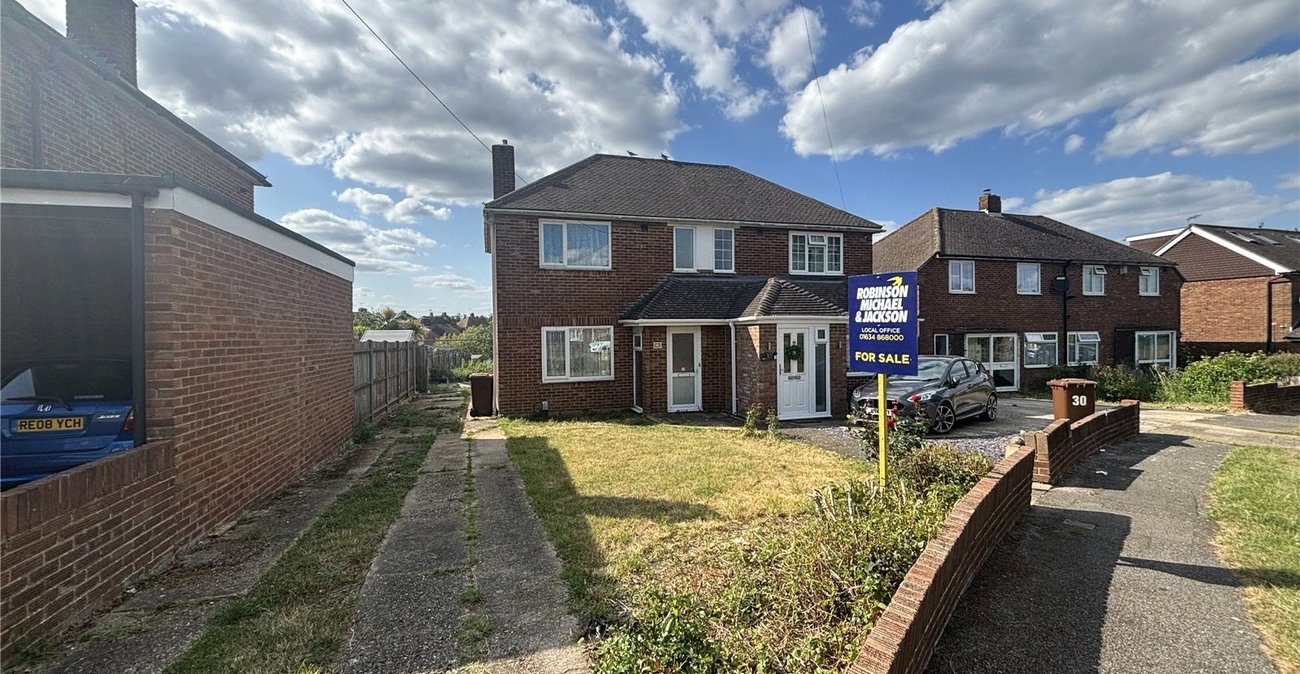 2 bedroom house for sale in Davis Estate | Robinson Michael & Jackson