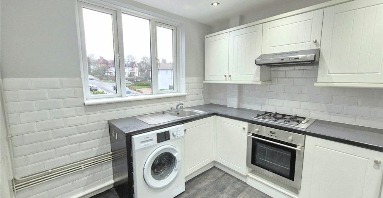 2 bedroom property for sale in Orpington | Robinson Jackson