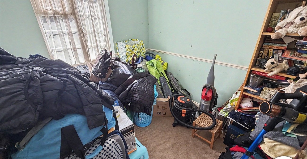 2 bedroom house for sale in Rochester | Robinson Michael & Jackson