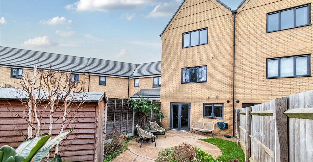 4 bedroom house for sale in Northfleet | Robinson Michael & Jackson