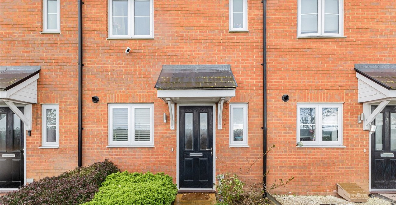 2 bedroom house for sale in Gravesend | Robinson Michael & Jackson