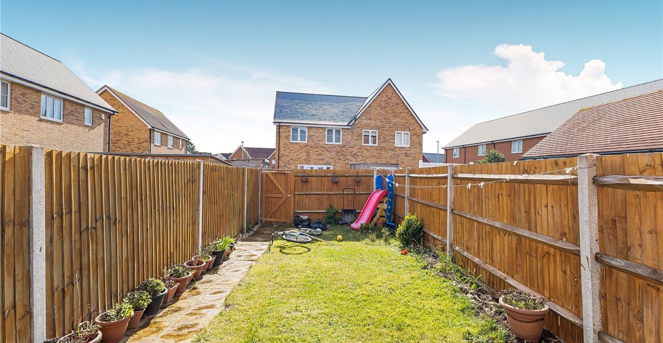 2 bedroom house for sale in Gravesend | Robinson Michael & Jackson