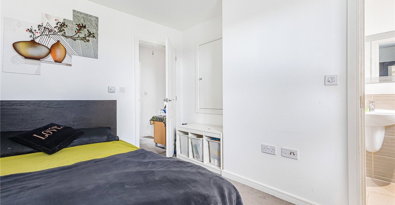 2 bedroom house for sale in Gravesend | Robinson Michael & Jackson