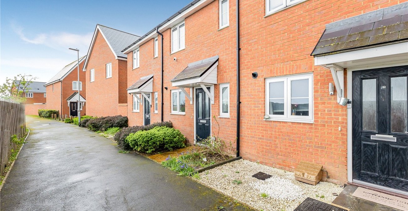 2 bedroom house for sale in Gravesend | Robinson Michael & Jackson