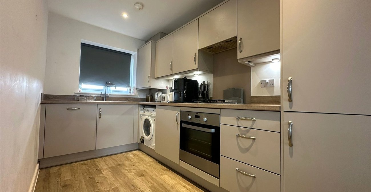 2 bedroom house for sale in Gravesend | Robinson Michael & Jackson