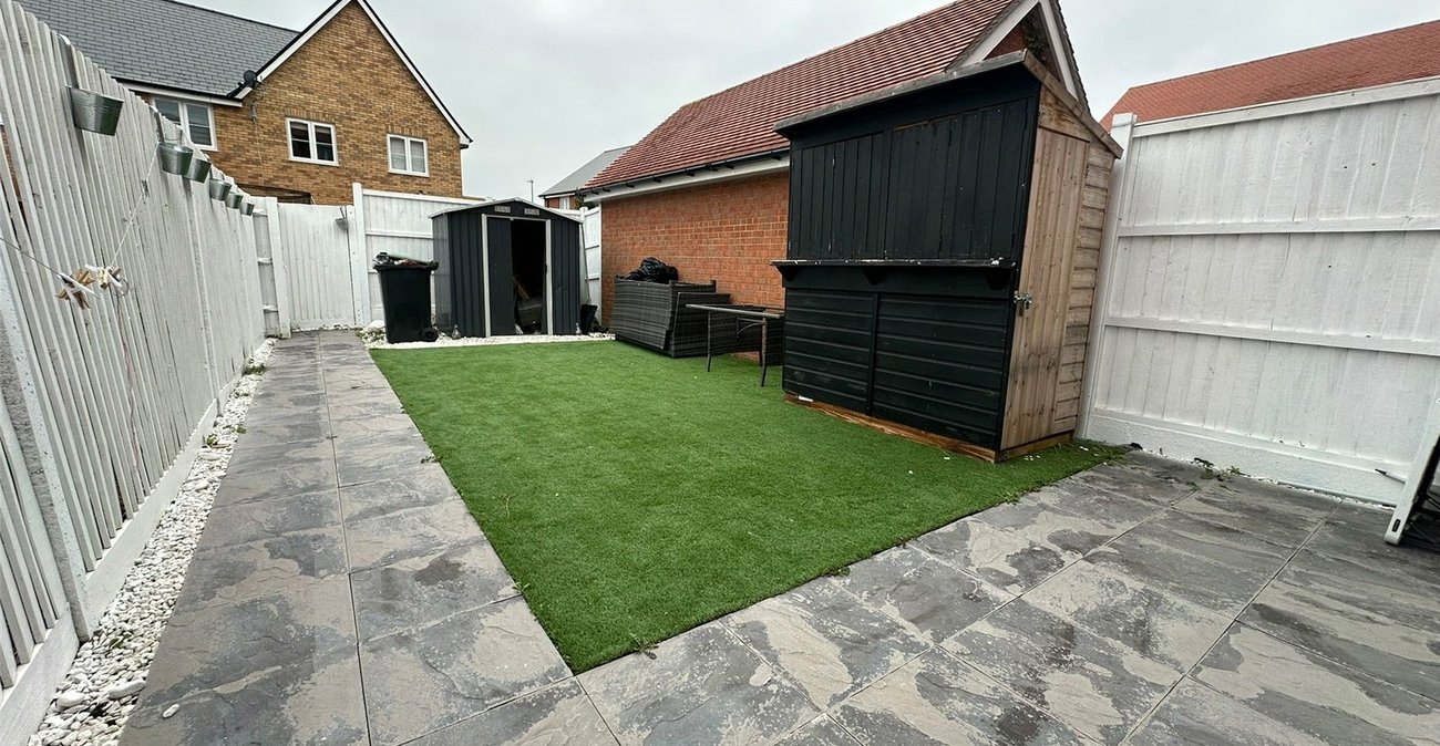 2 bedroom house for sale in Gravesend | Robinson Michael & Jackson