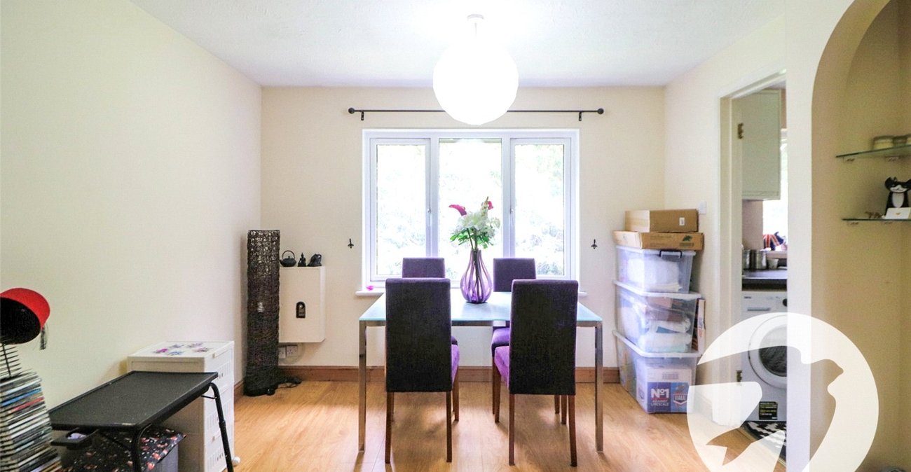 2 bedroom property for sale in Erith | Robinson Jackson