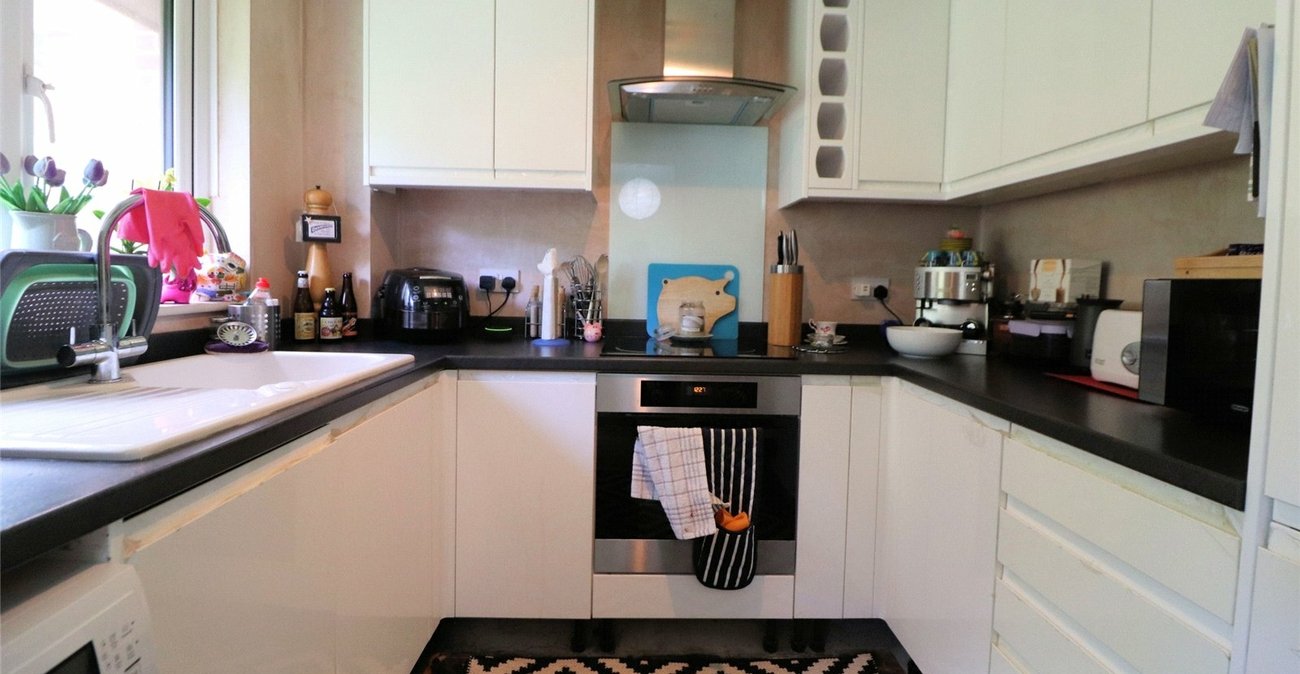 2 bedroom property for sale in Erith | Robinson Jackson