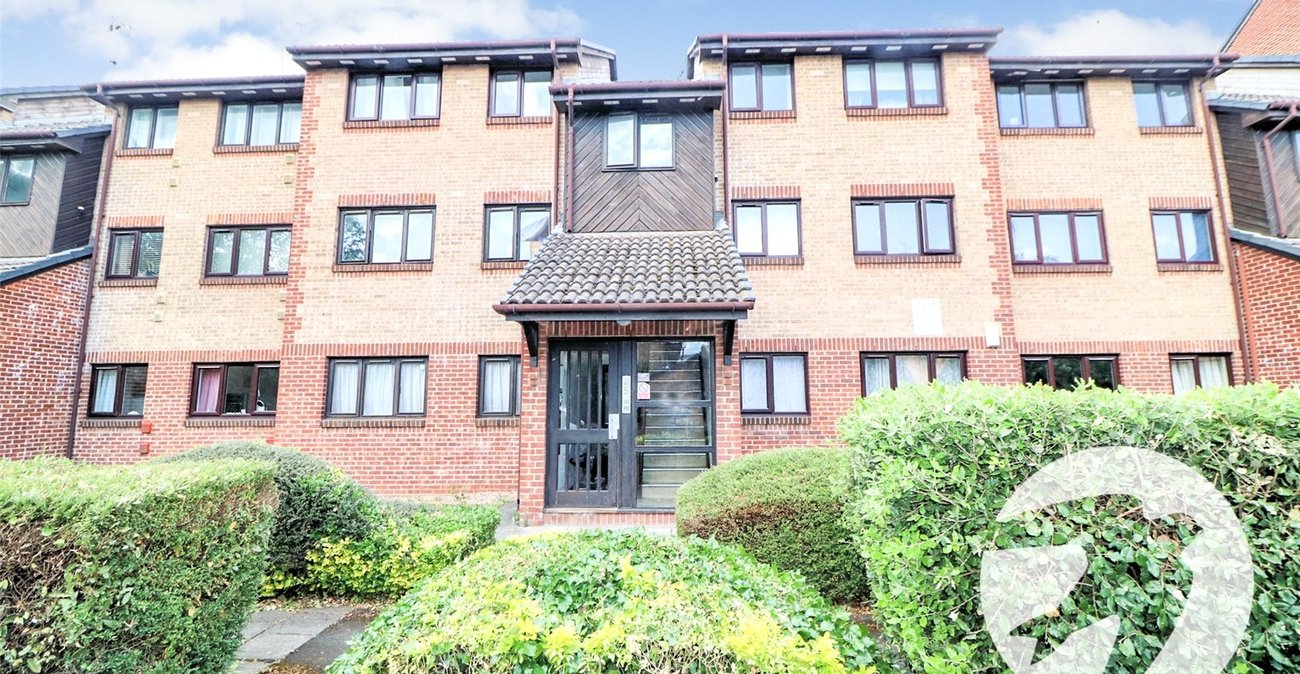 2 bedroom property for sale in Erith | Robinson Jackson