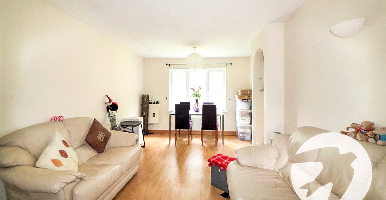 2 bedroom property for sale in Erith | Robinson Jackson