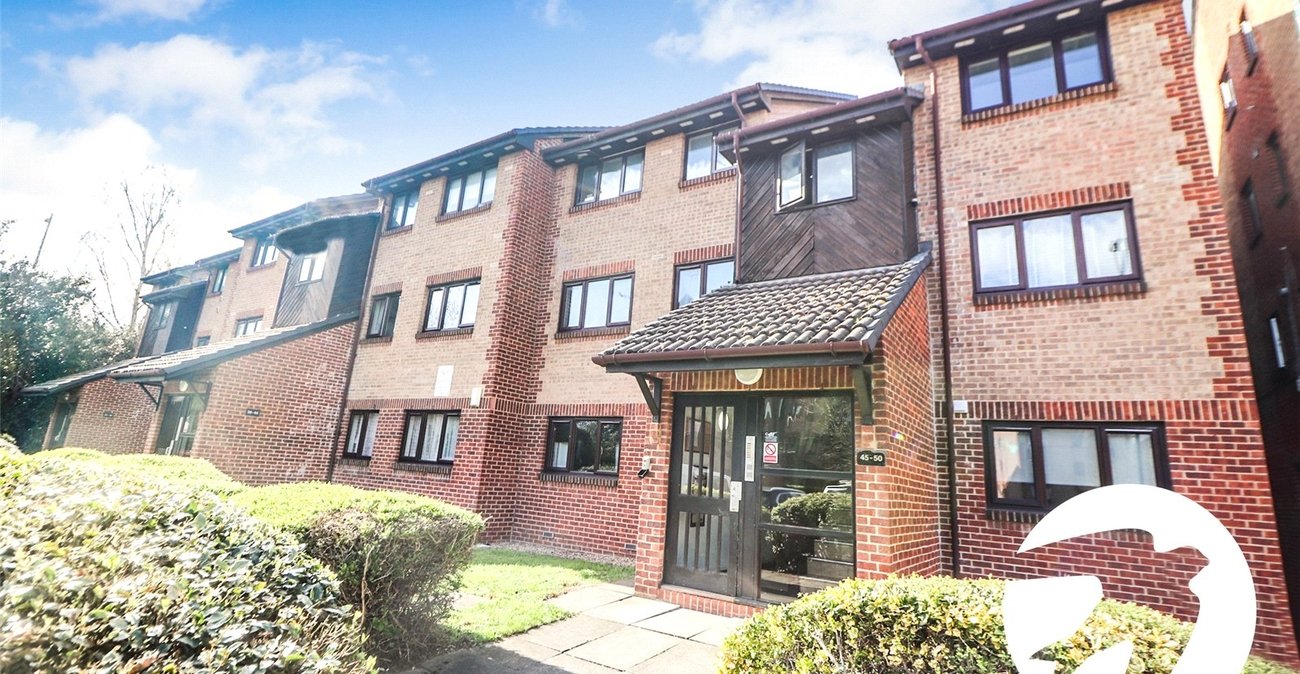 2 bedroom property for sale in Erith | Robinson Jackson