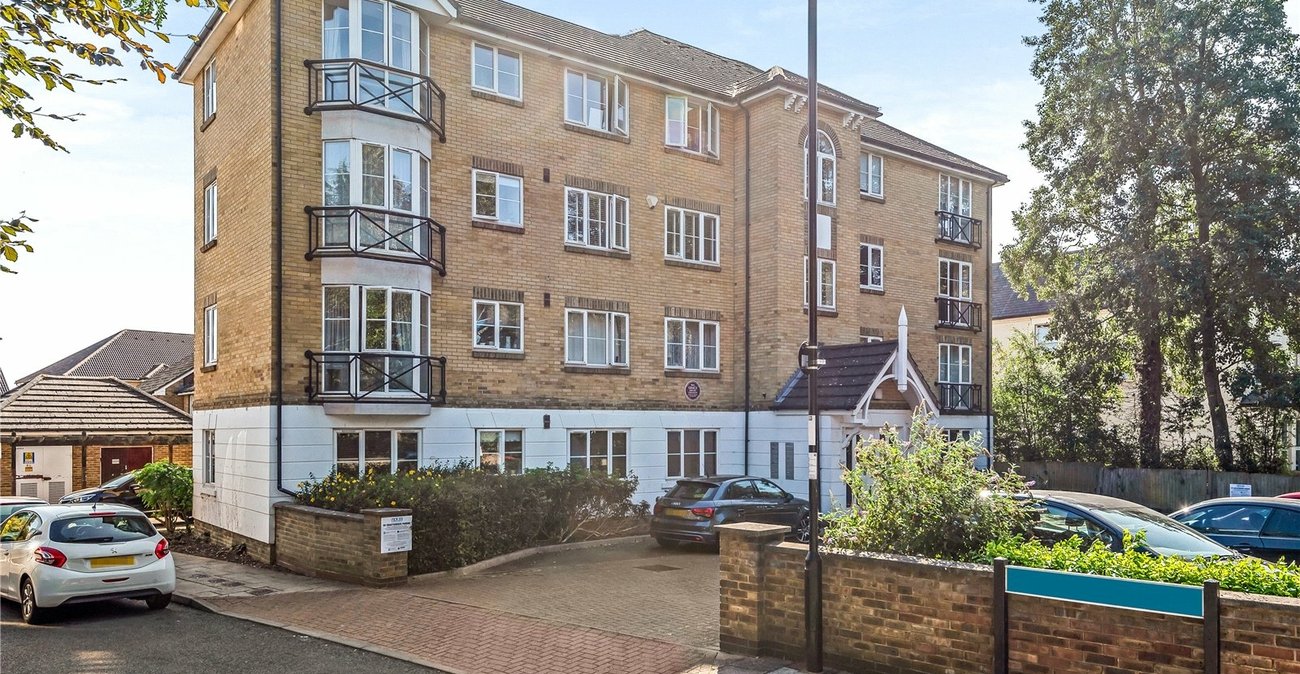 1 bedroom property for sale in London | Robinson Jackson