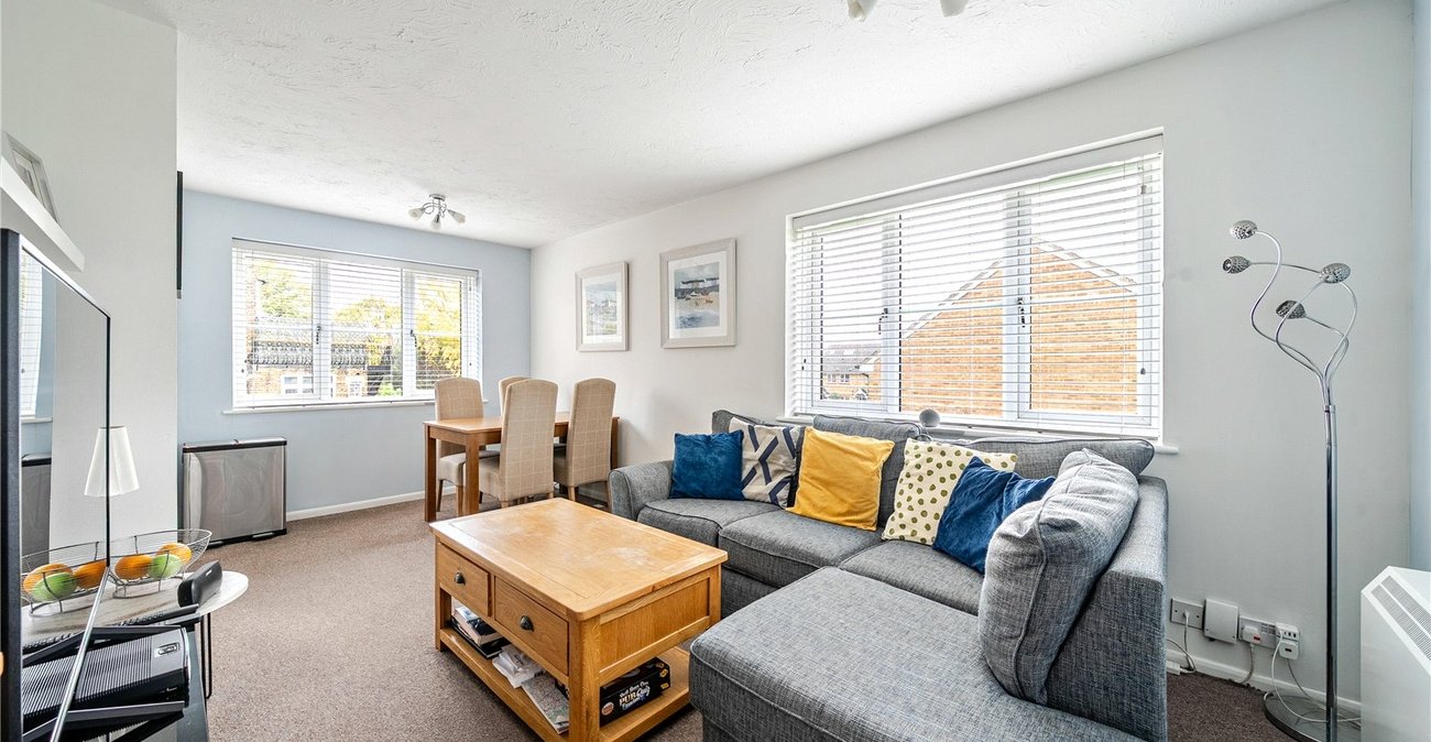 2 bedroom property to rent in  | Robinson Jackson