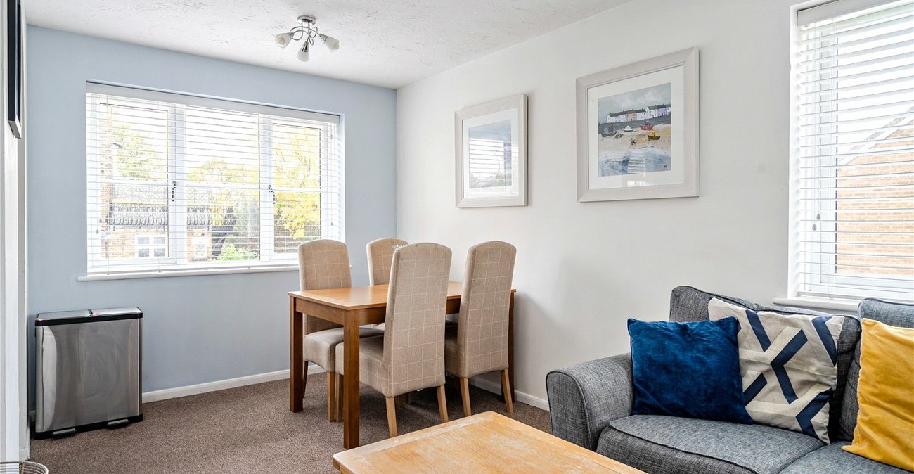 2 bedroom property to rent in  | Robinson Jackson