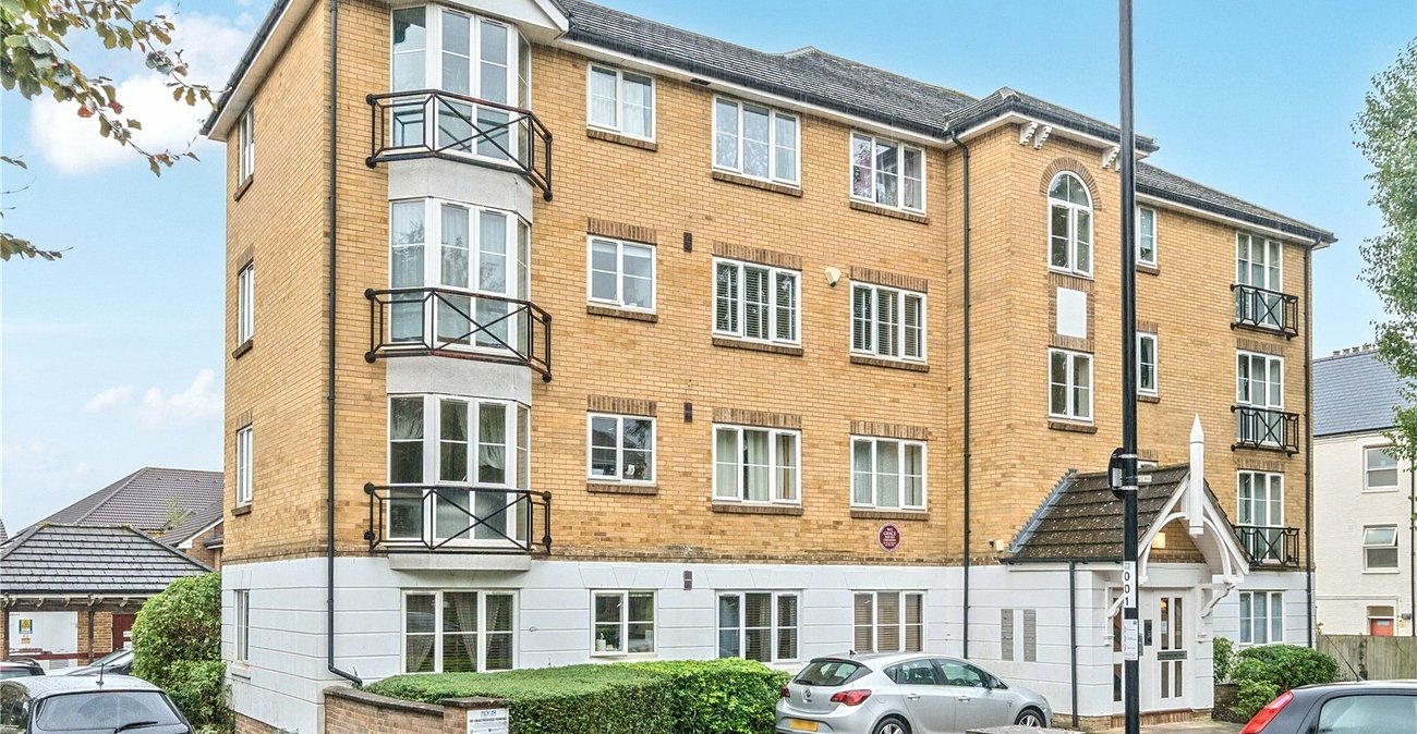 2 bedroom property to rent in  | Robinson Jackson