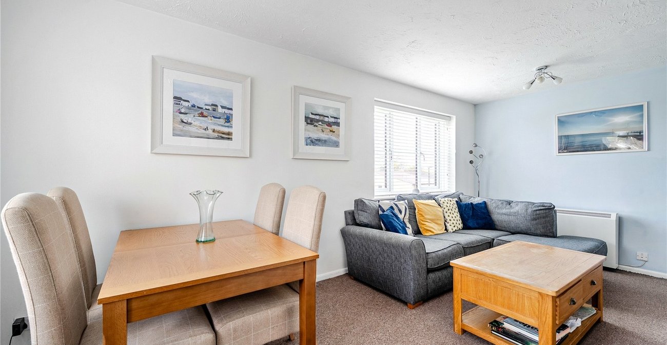 2 bedroom property to rent in  | Robinson Jackson