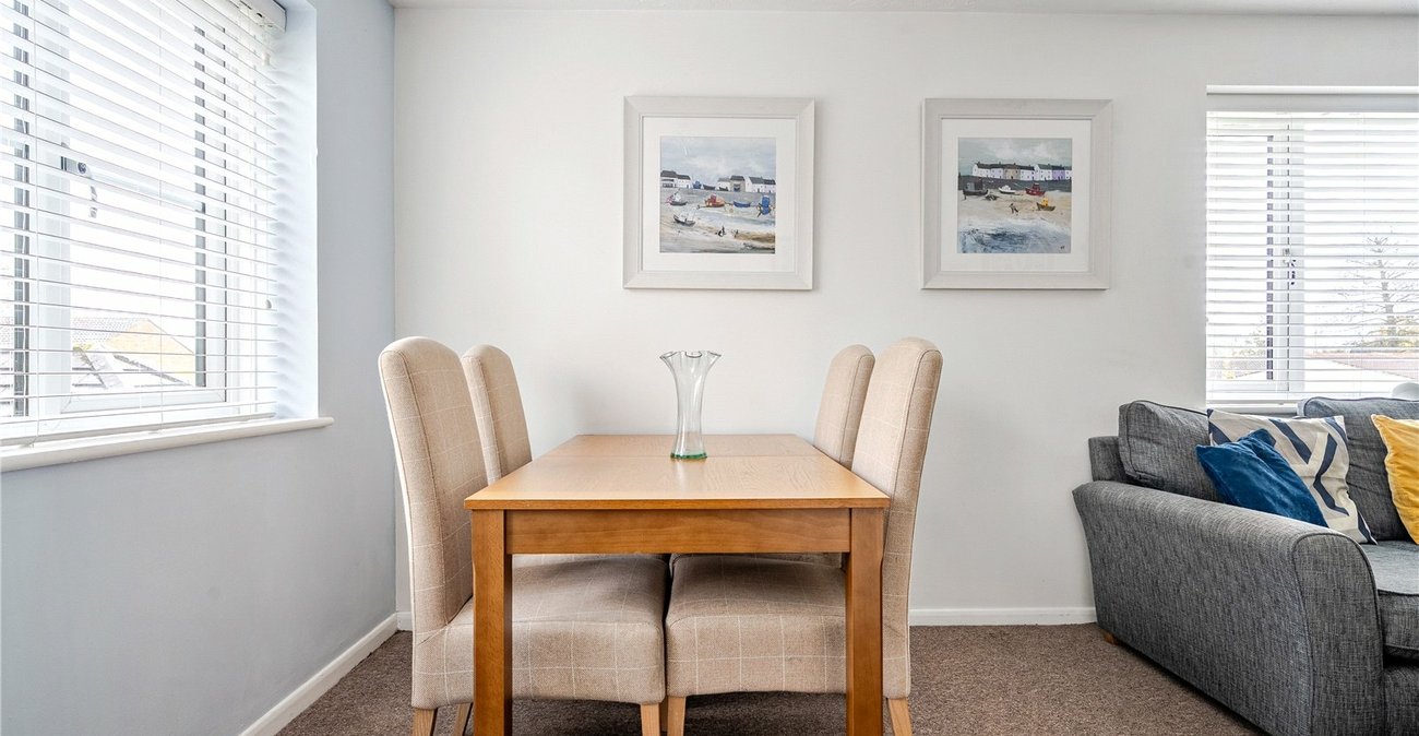 2 bedroom property to rent in  | Robinson Jackson