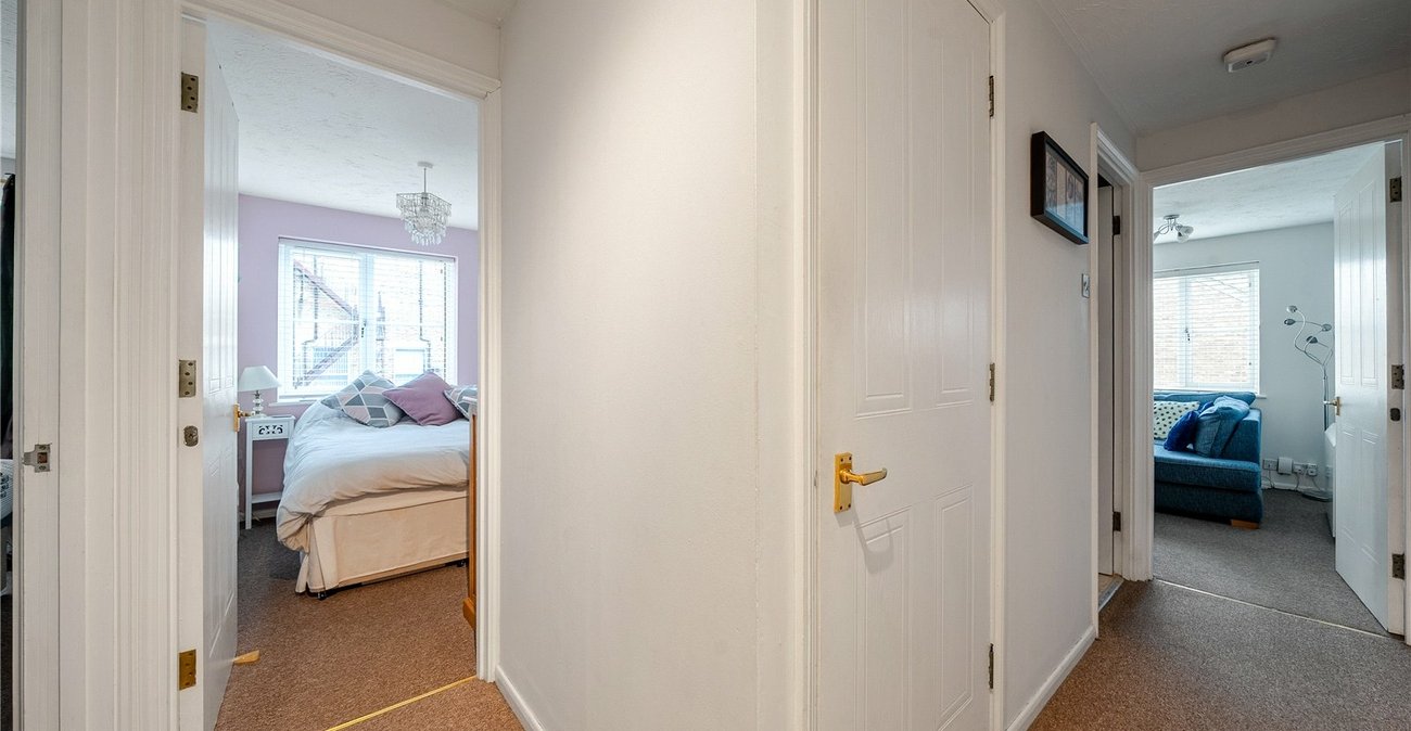 2 bedroom property to rent in  | Robinson Jackson