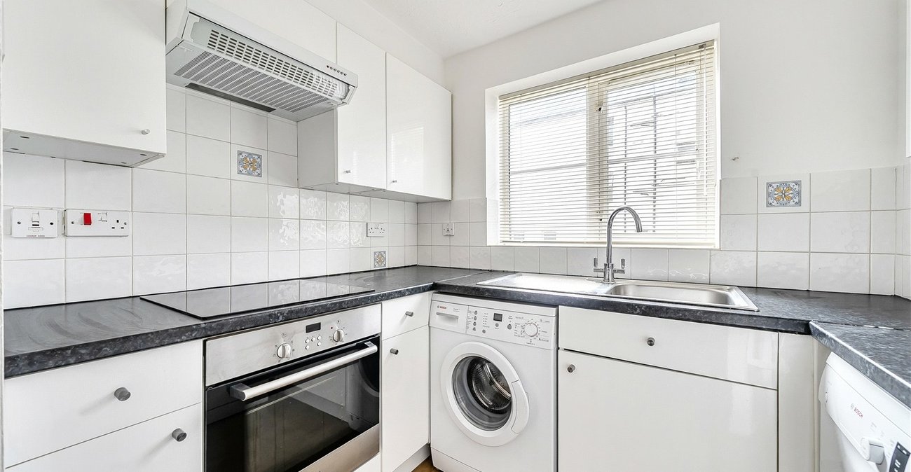 1 bedroom property for sale in  | Robinson Jackson