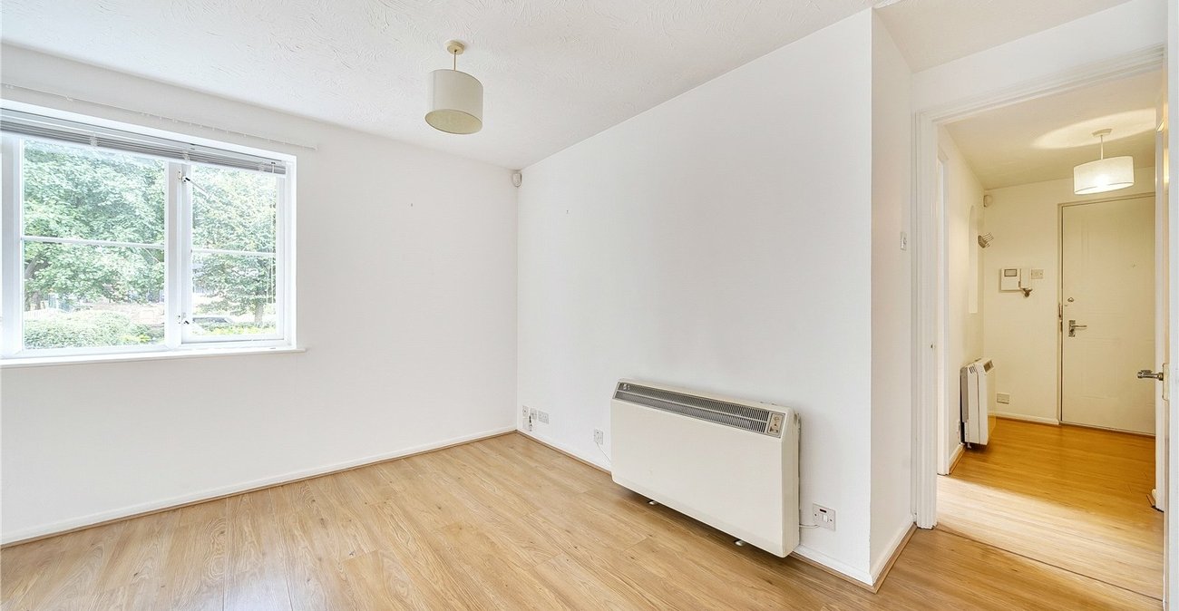 1 bedroom property for sale in  | Robinson Jackson