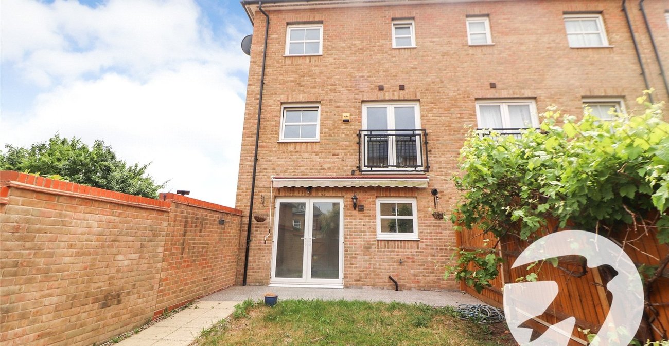 4 bedroom house for sale in Erith | Robinson Jackson