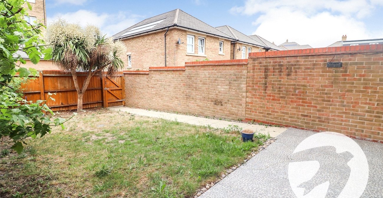 4 bedroom house for sale in Erith | Robinson Jackson