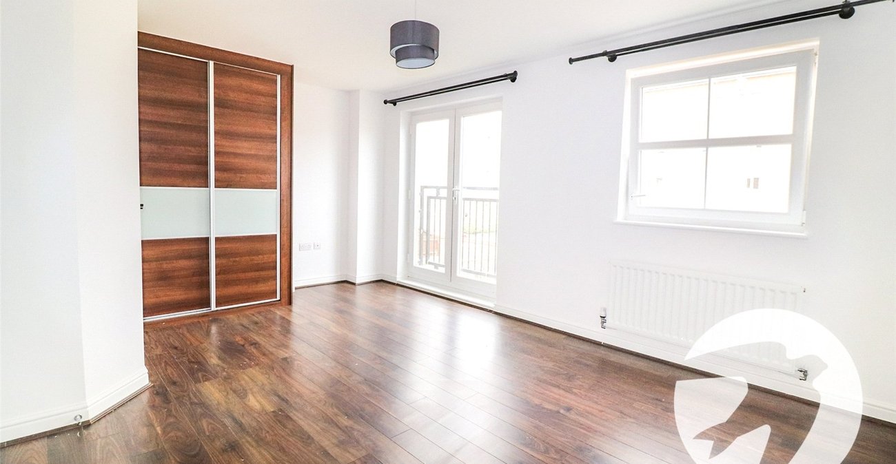 4 bedroom house for sale in Erith | Robinson Jackson