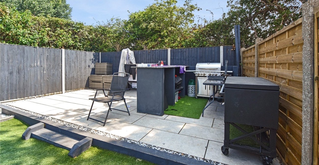 2 bedroom property for sale in Bexley | Robinson Jackson