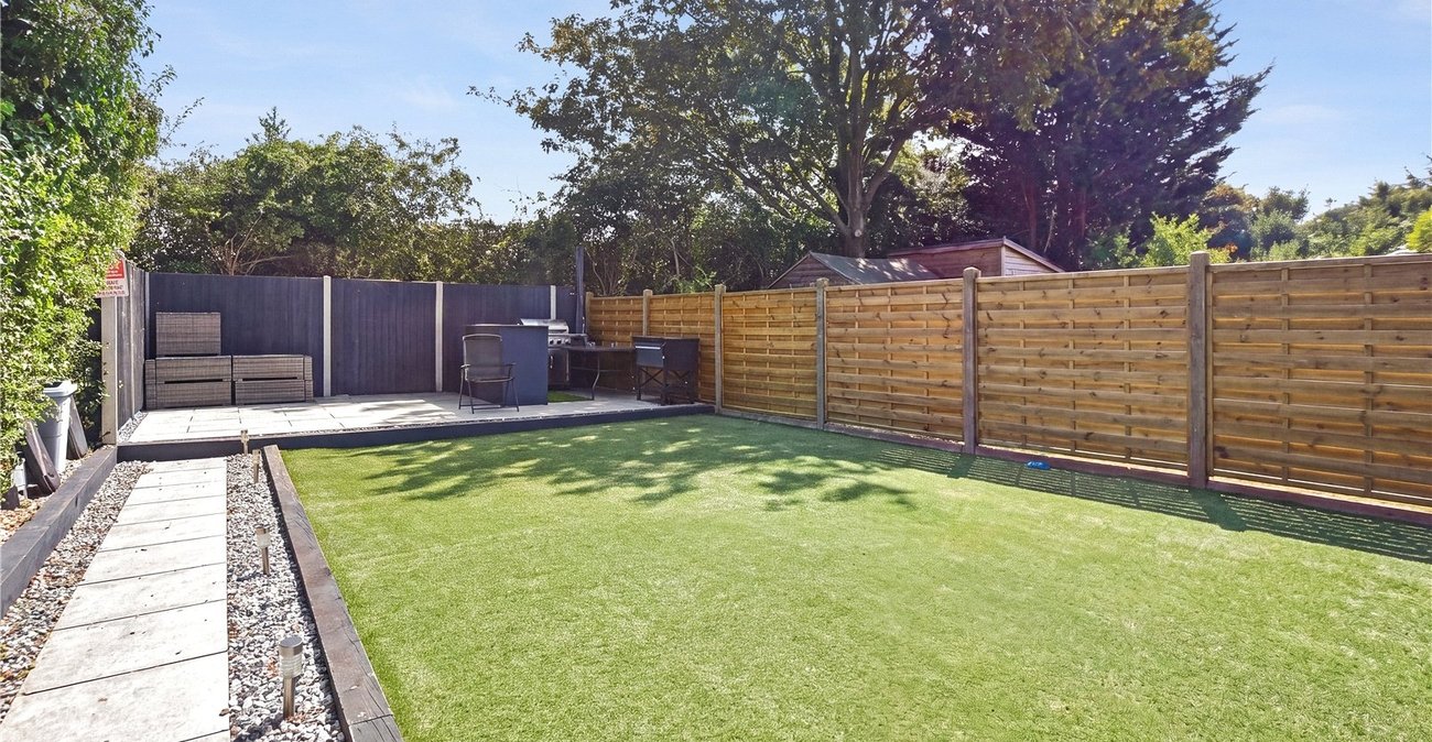 2 bedroom property for sale in Bexley | Robinson Jackson