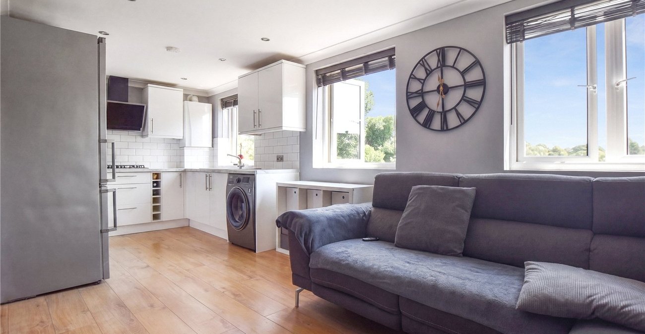 2 bedroom property for sale in Bexley | Robinson Jackson